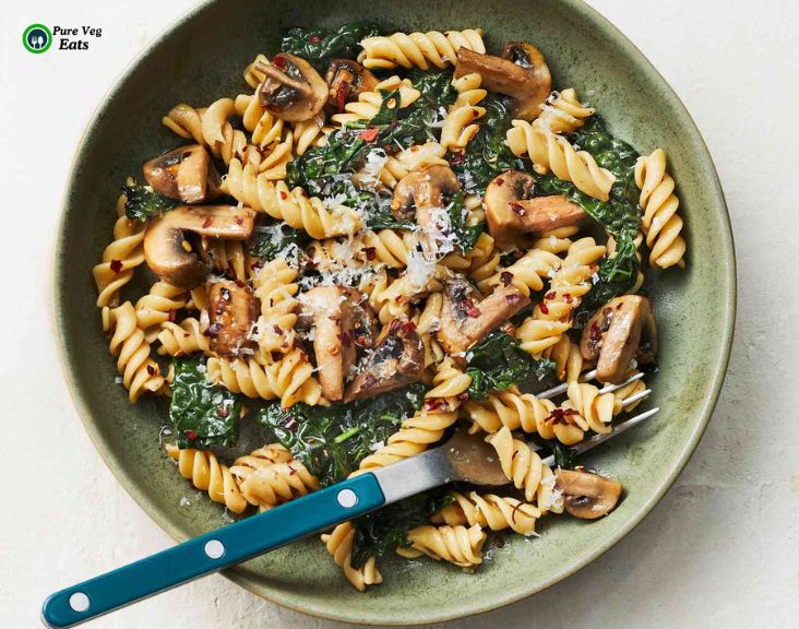 Chickpea Pasta with Mushrooms & Kale Recipe